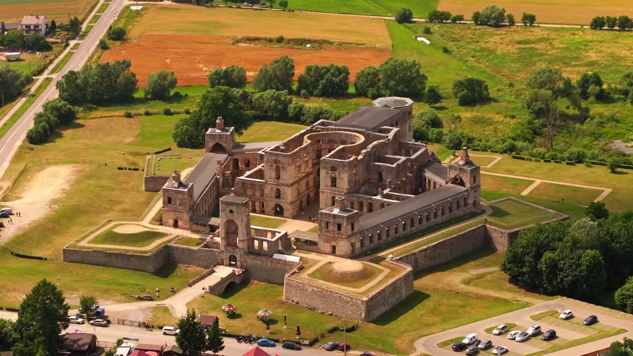 Polands old historic palaces and castles with our stunning drone video shots