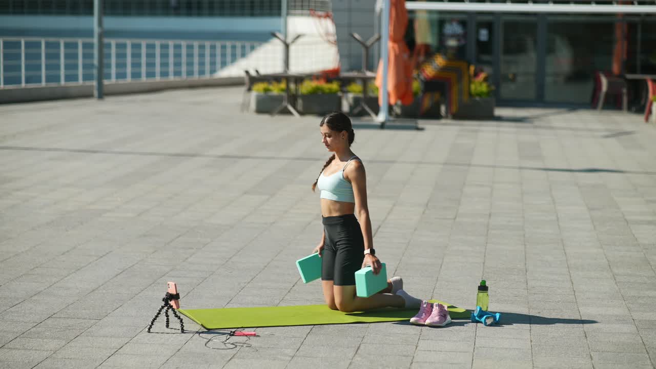 sesión de yoga al aire libre