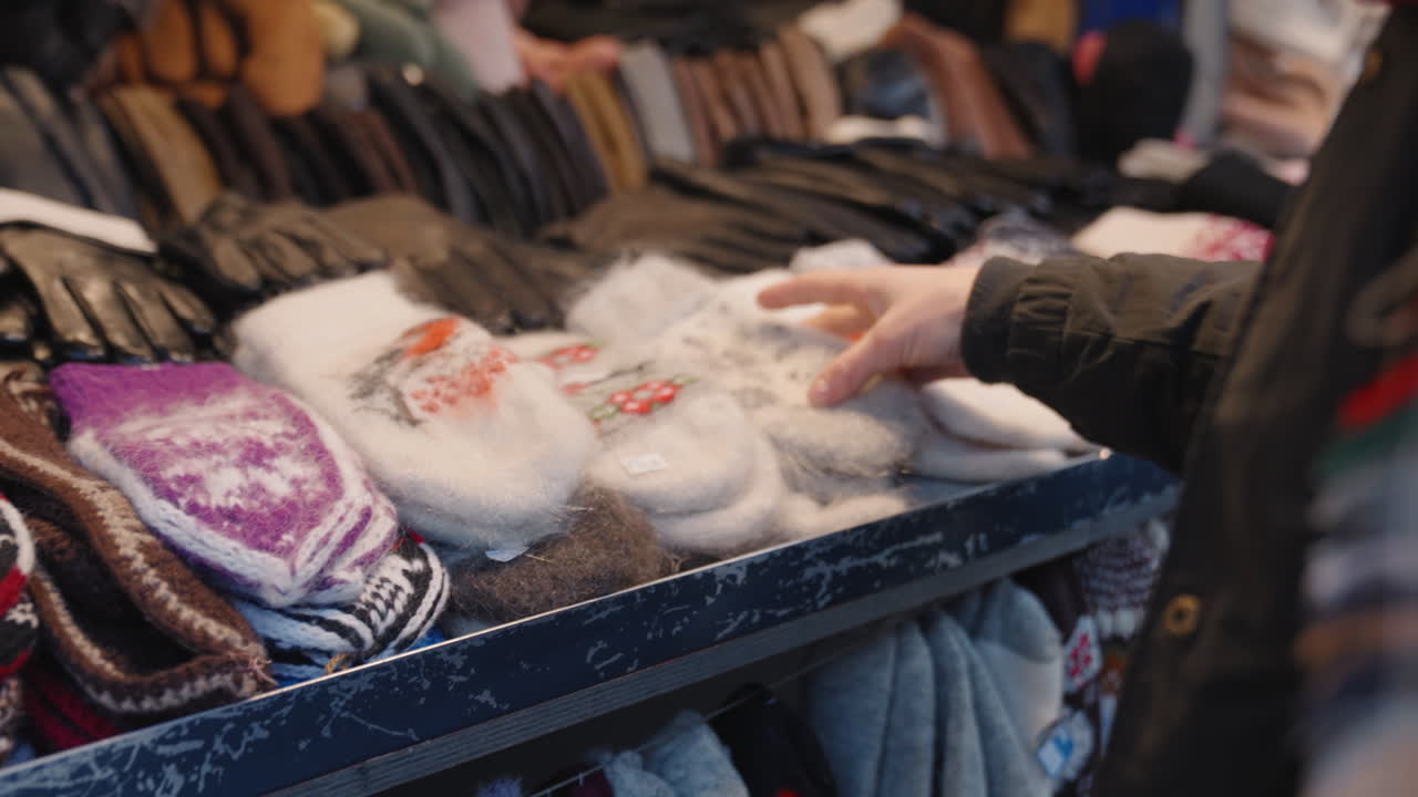 Handcrafted goods on display at Riga’s Christmas market, attracting holiday shoppers