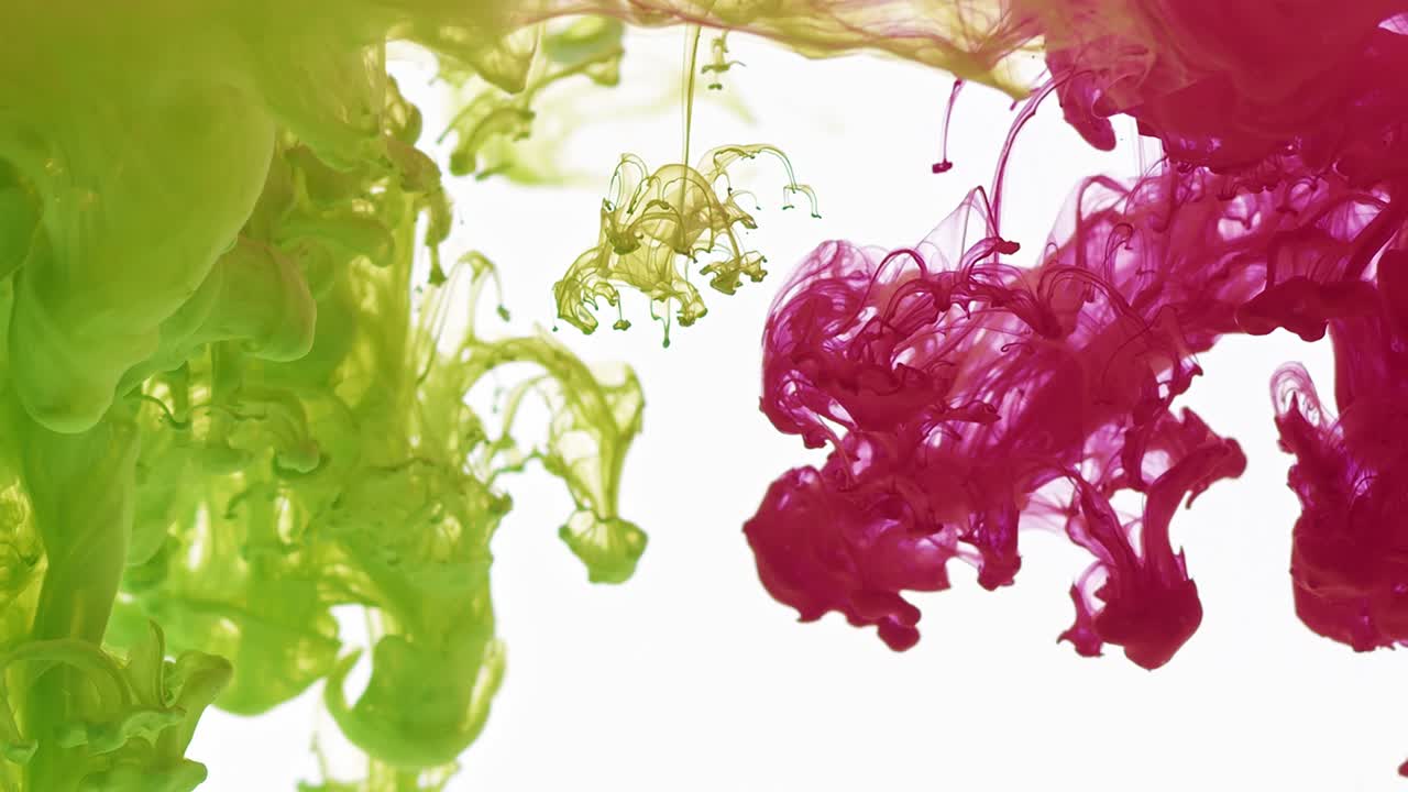 fotografía de cerca de las ruedas de engranajes negras girando