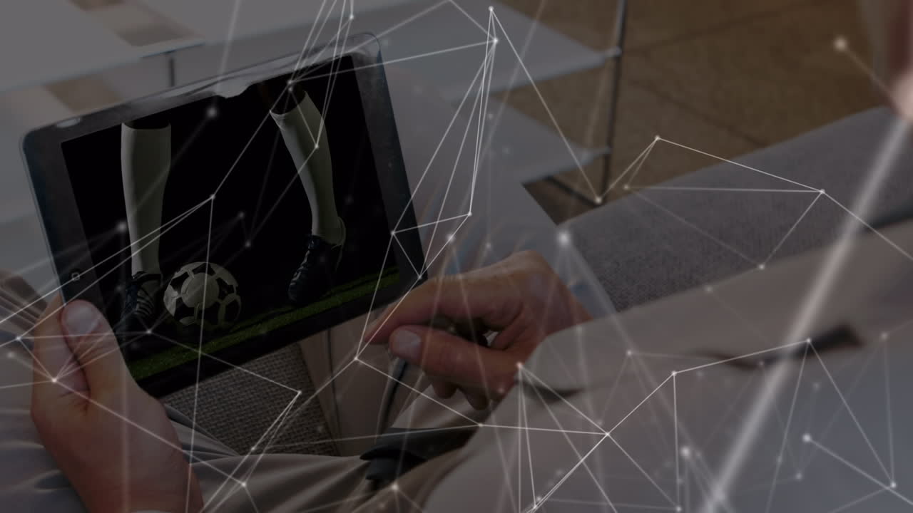 복사 공간이 있는 태블릿을 사용하여 백인 남자의 손을 통해 데이터와 연결의 애니메이션