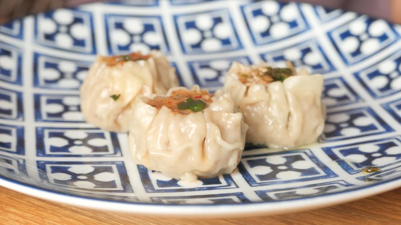 deliciosas albóndigas de sopa de cerdo al vapor