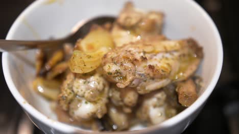 steaming-hot-marinated-chicken-wings-and-fried-onions