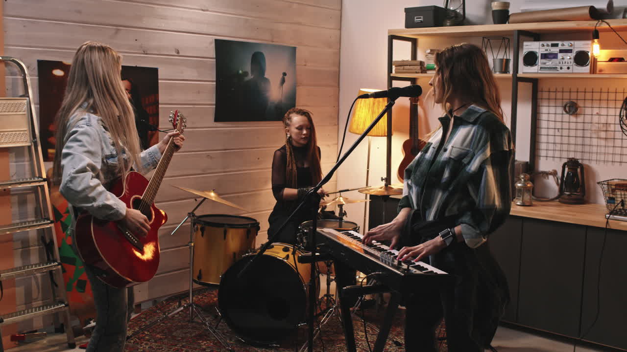 Rock Girls Rehearsing For Concert