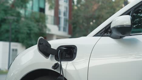 coche electrónico con batería ecológica para un estilo de vida moderno y progresivo.