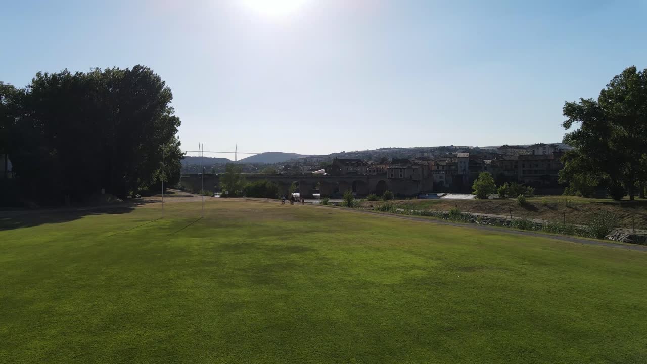 Nice panorama along the river of the city of Millau(France) 4k