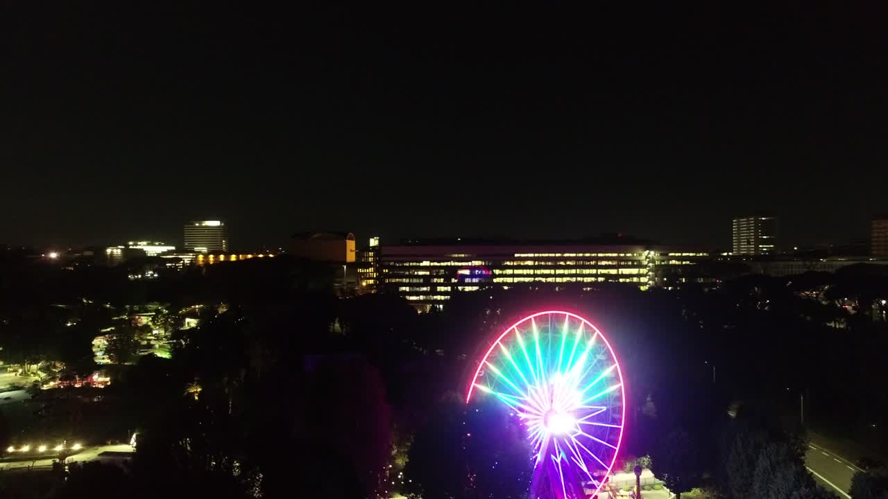 로마 의 현대 에우르 구역 의 야간 풍경