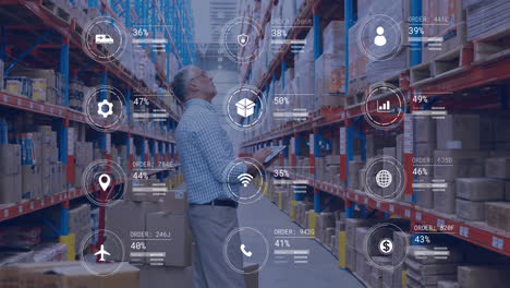 animación de iconos y procesamiento de datos sobre el hombre caucásico que trabaja en el almacén