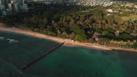 Drohnenaufnahmen-Aus-Der-Luft-Von-Honolulu,-Hawaii