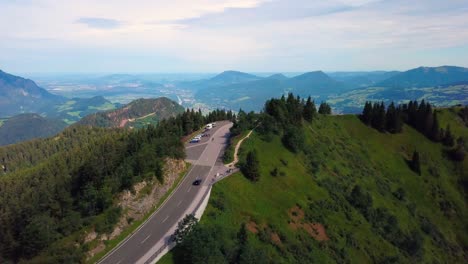 Panorama-De-Las-Montañas-De-Rossfeld-En-Alemania