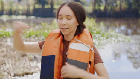 Girl,-nature-and-lifejacket-in-portrait