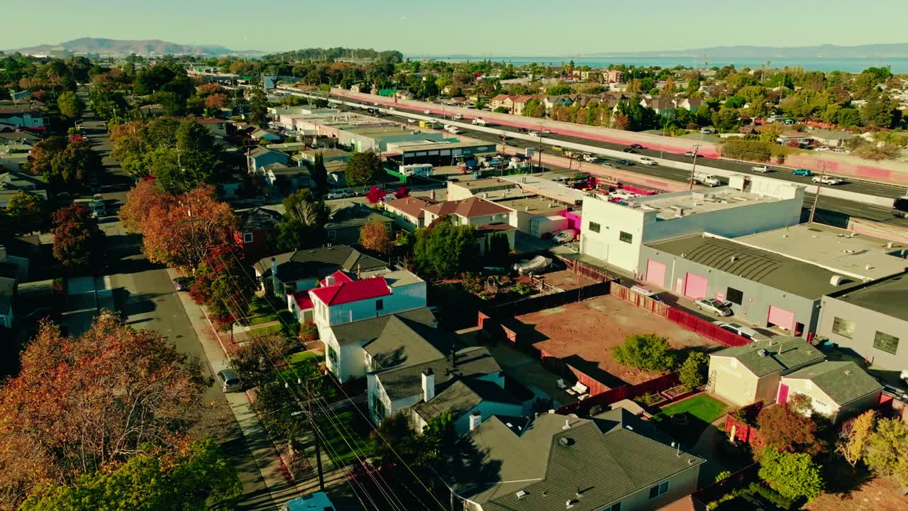 antena cinematográfica en los suburbios de san francisco, california, estados unidos