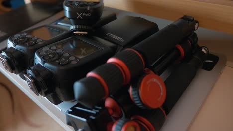 camera-equipment-video.-flashlight-for-photography