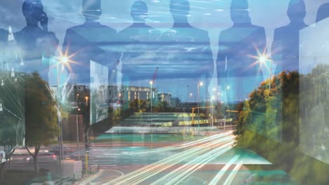 animación del procesamiento de datos en interfaces digitales sobre la ciudad y siluetas de empresarios