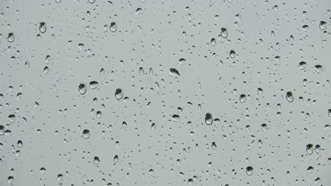 gota de lluvia en la ventana