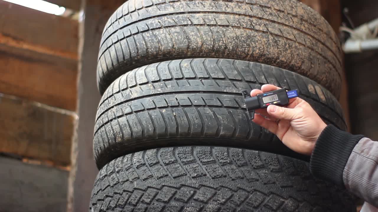 medidor digital de profundidad de la banda de rodadura del neumático unboxing con lcd