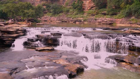 Lakhaniya-Dari-Waterfall-and-Latif-Shah-Dam-at-a-distance-of-54-km-from-Varanasi-2