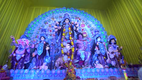 Das-Größte-Fest-Von-Westbengalen-Ist-Durga-Puja-Mit-Dem-Idol-Von-Durga-Thakur