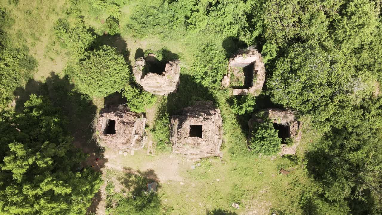 templo de angkor, cinco torres de preah phnom