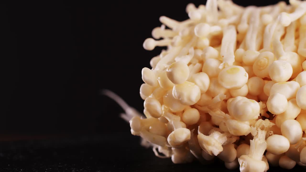 Close-up of Fresh Bunashimeji Mushrooms