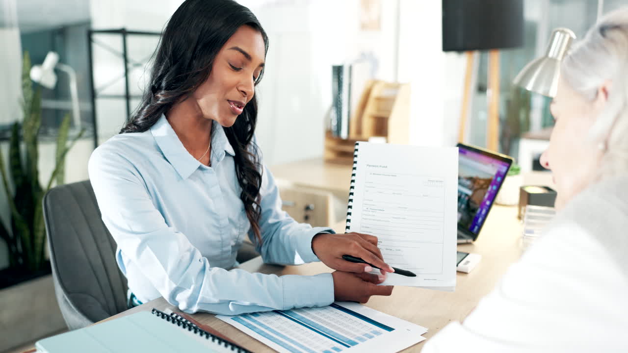Femme d'affaires, conseillère financière