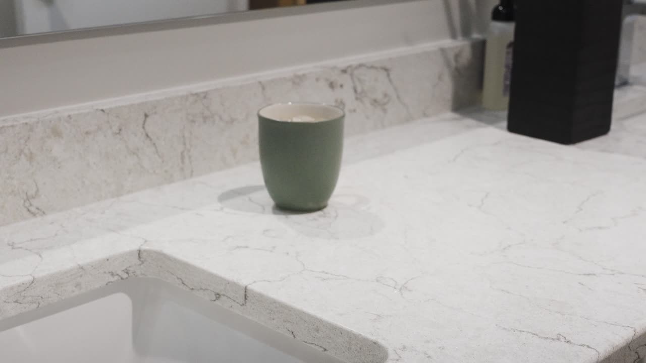 遠く離れてマグから引っ張ってください