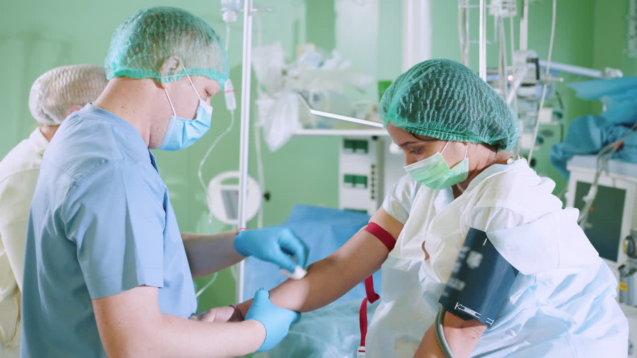 procedimiento médico en el hospital