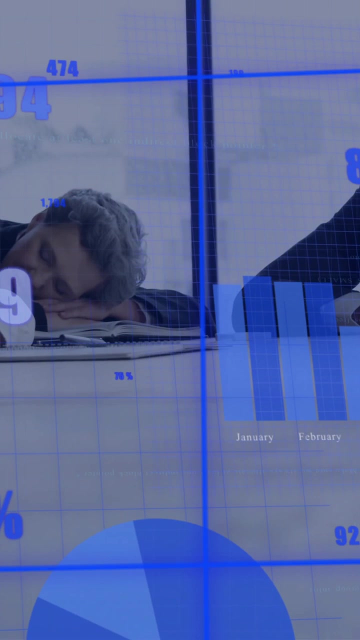 Animazione di elaborazione dati finanziari su diversi colleghi che dormono in ufficio.
