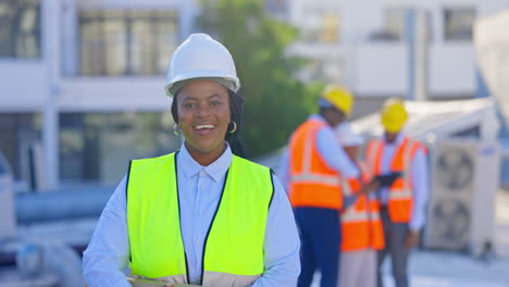 Rostro,-Arquitectura-Y-Mujer-Negra