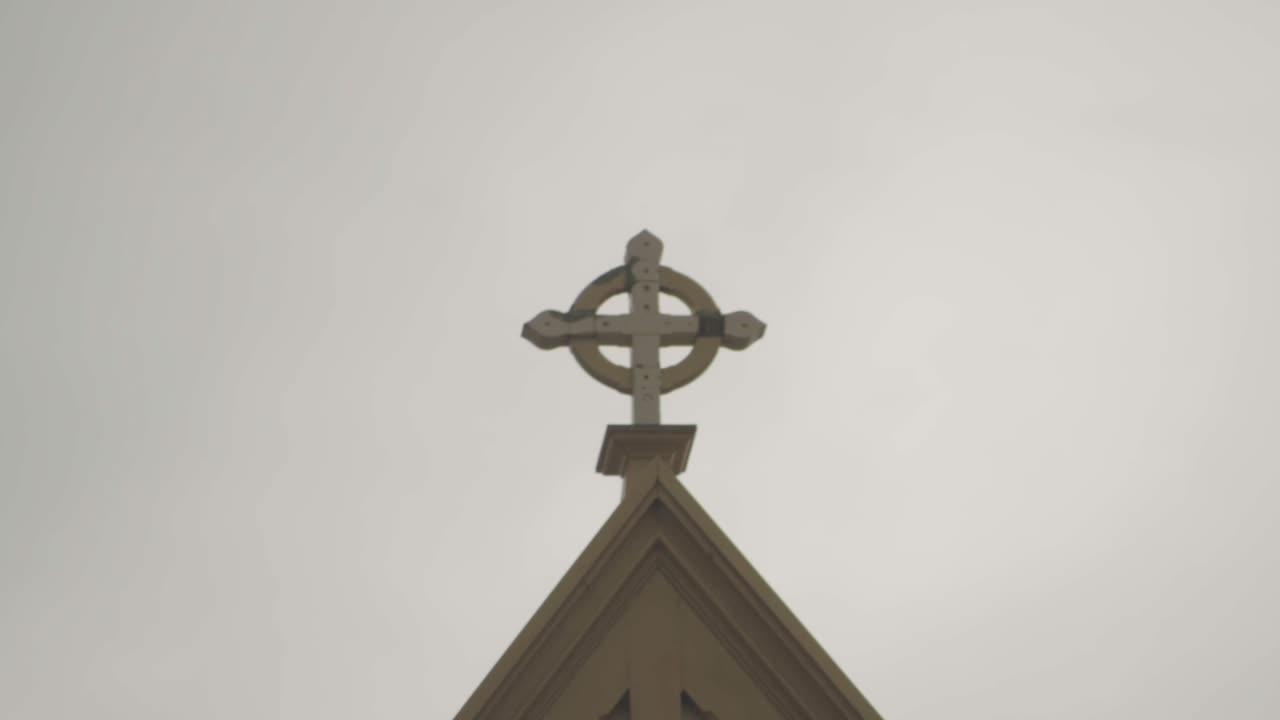 교회 지붕의 타임랩스.mp4