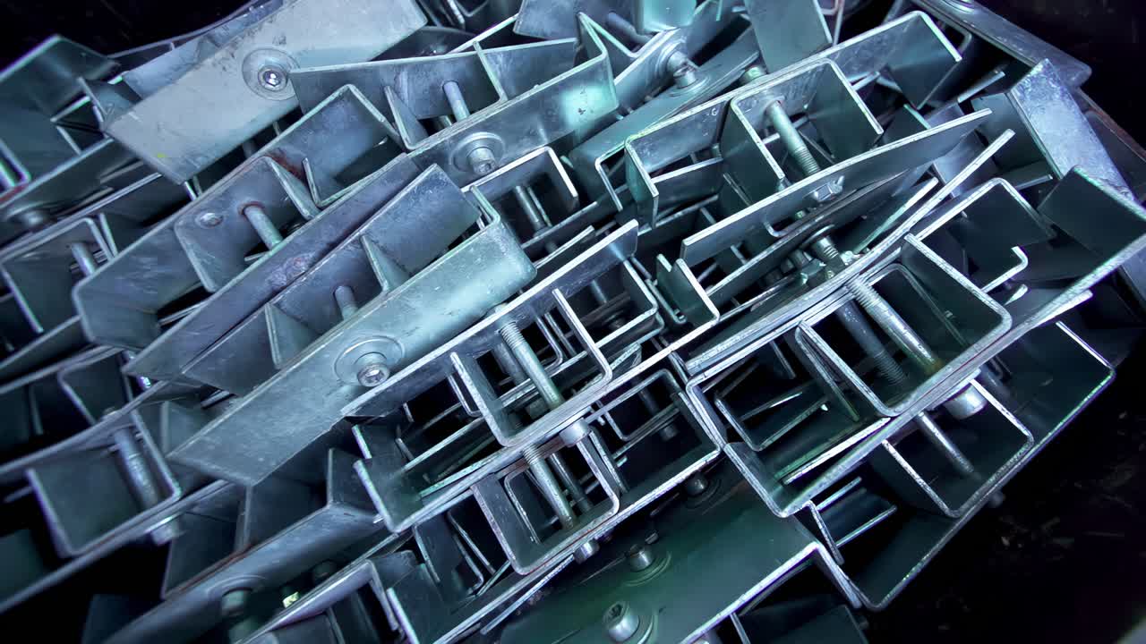 Cerniere a nastro resistenti in acciaio zincato, martinetti per ponteggi, applicazioni industriali per l'edilizia