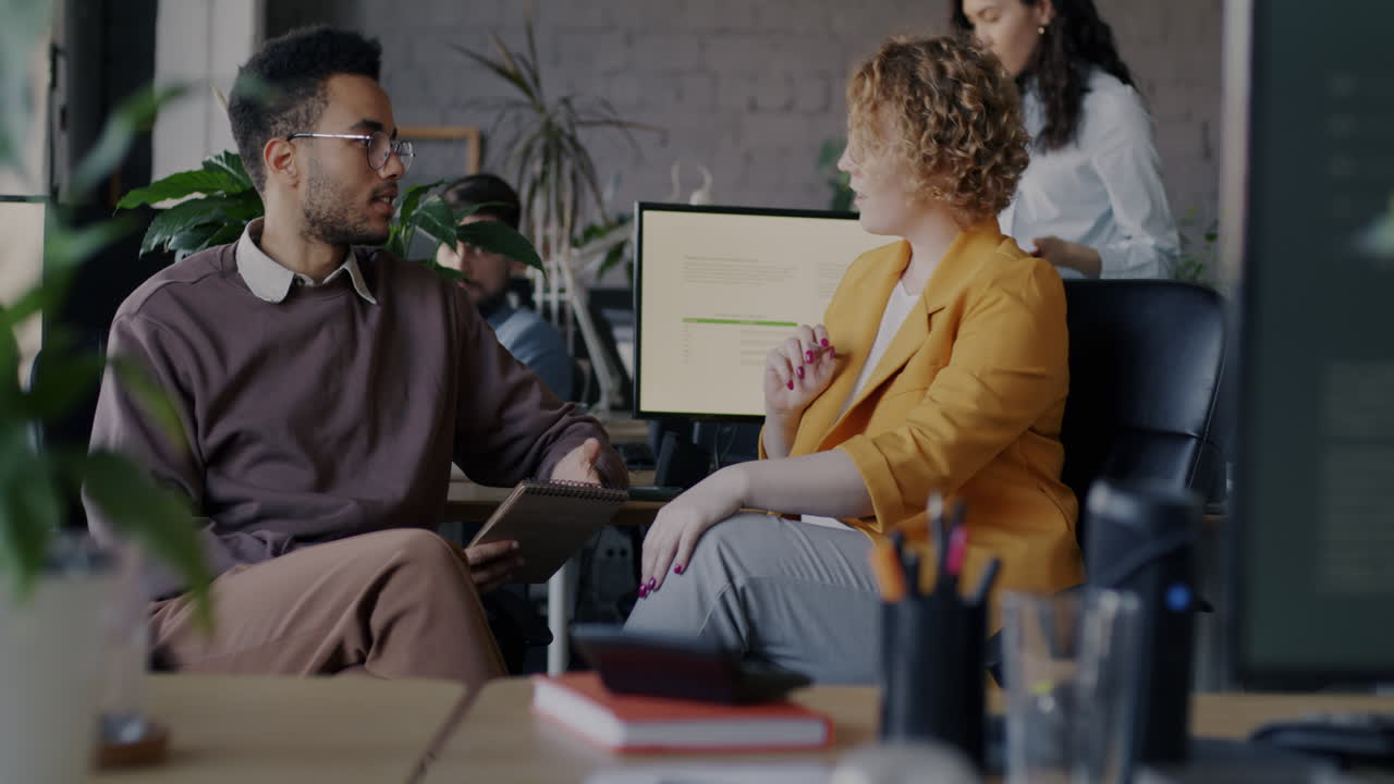 hombres de negocios en reunión