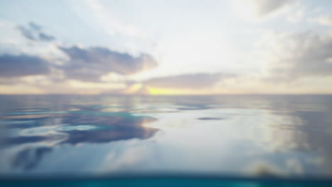 海に沈む美しい夕日