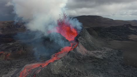 4K-Drohnen-Luftbildvideo-Vom-Vulkanausbruch-In-Island-2024