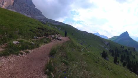 hiking at dolomites italy with a dji mavic air and a yi 4k+ in a stabiliser