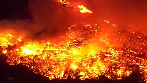 Antenne-über-Dem-Massiven-Lavastrom-Vom-Vulkanausbruch-Kilauea-Hawaii-2018