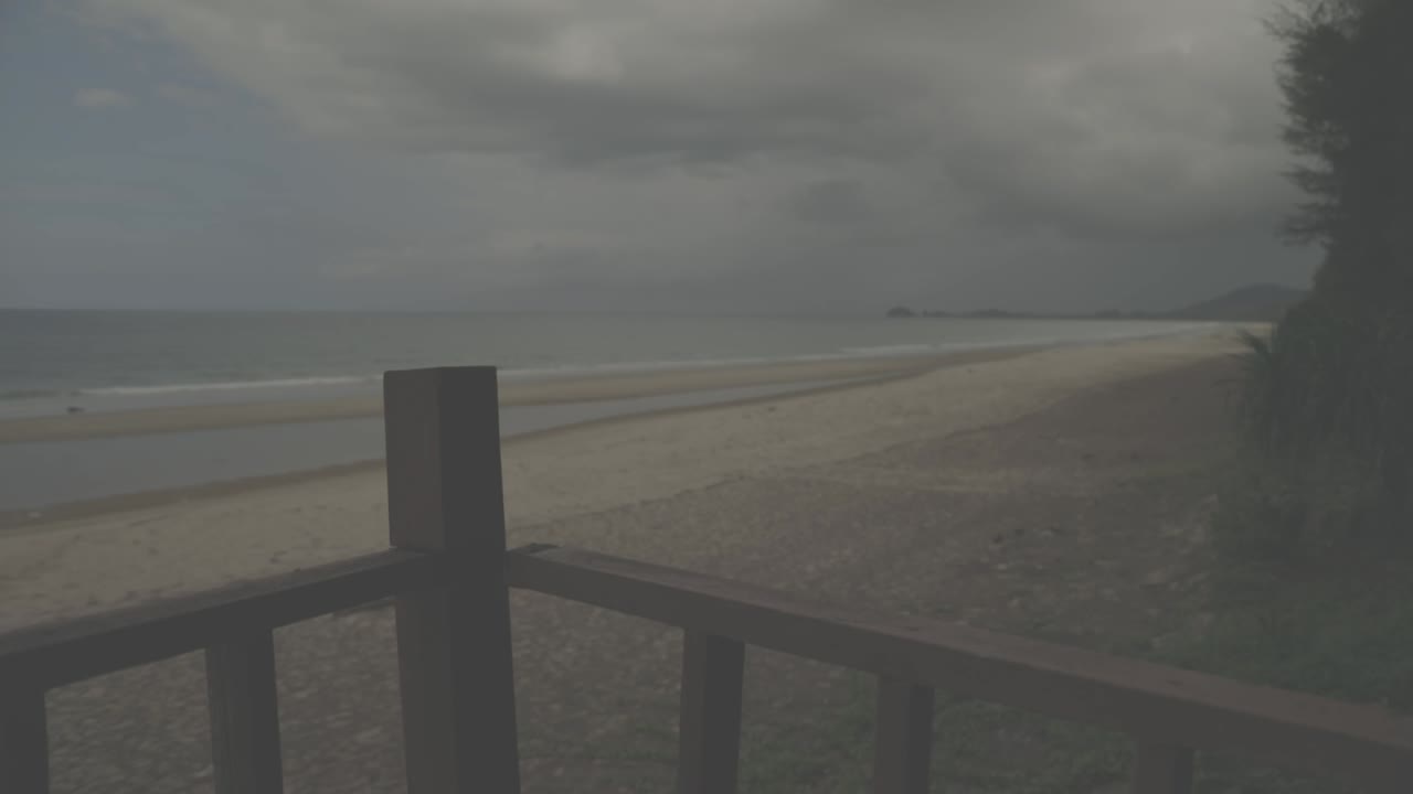 Looking at the sea and the clouds from the beach. (Slowmotion - Angle 010)