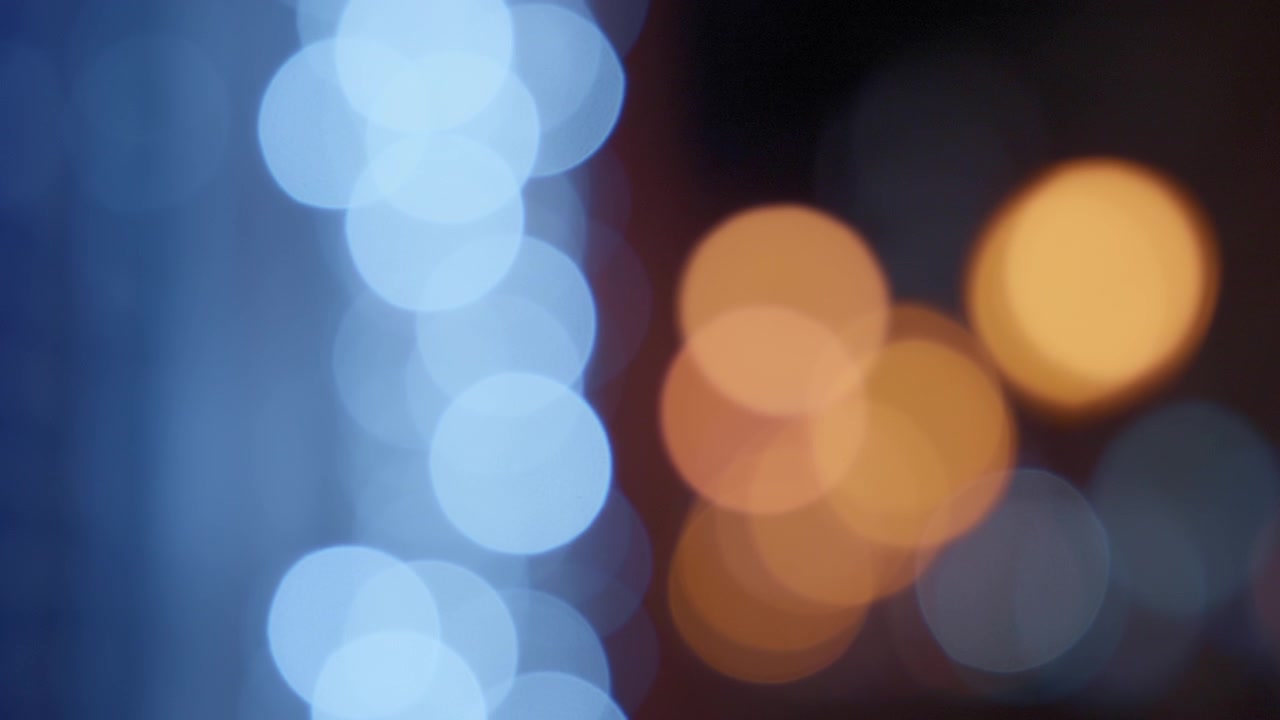 Sfondo sfocato di città notturna con effetto bokeh