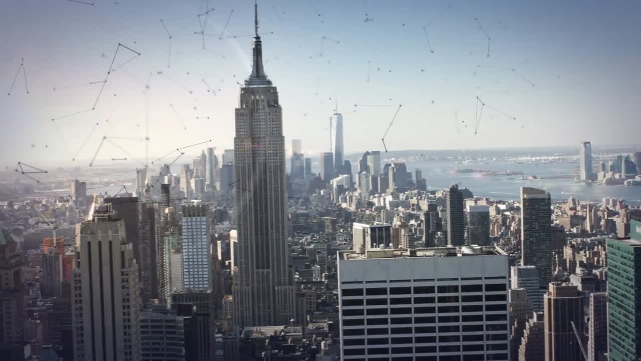 анимация форм, движущихся по городскому пейзажу