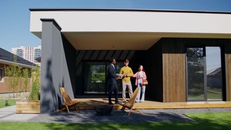 real estate showing - modern home