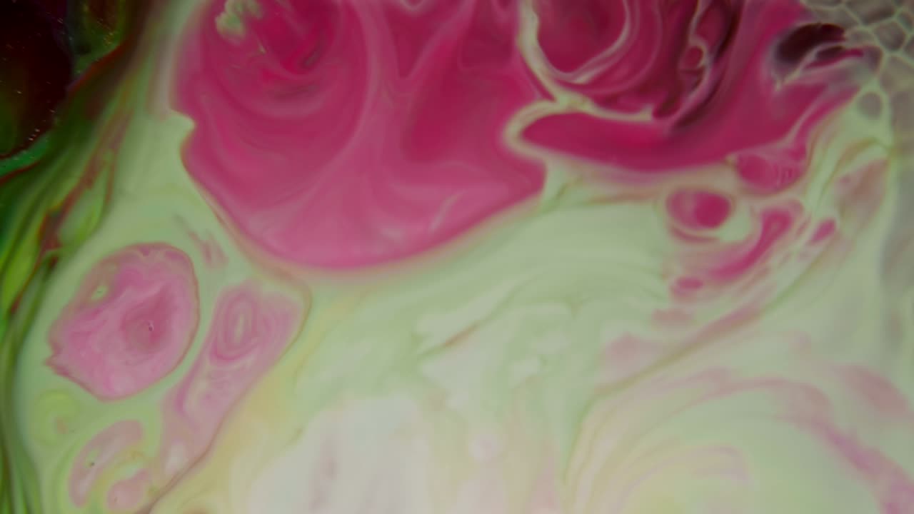 mezcla de colores de pinturas, fondo abstracto de formas morphing. increíbles imágenes en movimiento creadas por tintes giratorios.