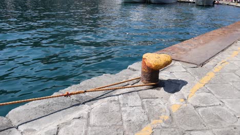 bollard securing ropes at sorrento waterfront