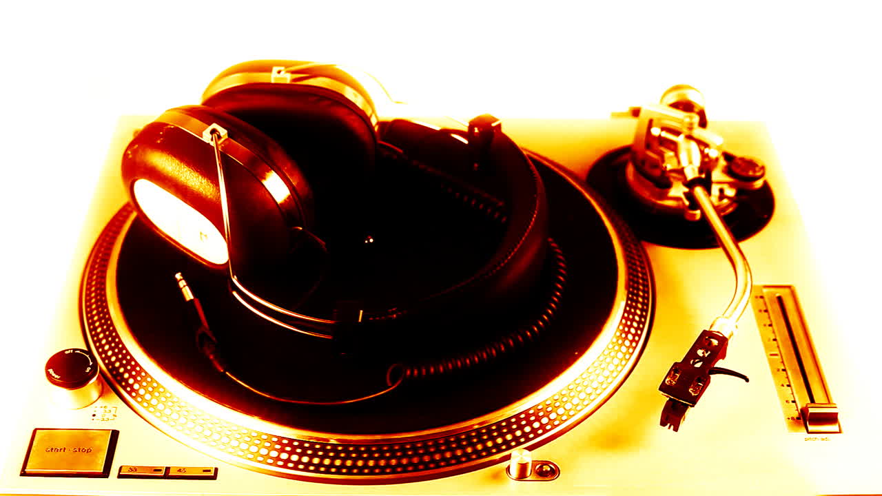 데크의 헤드폰 1