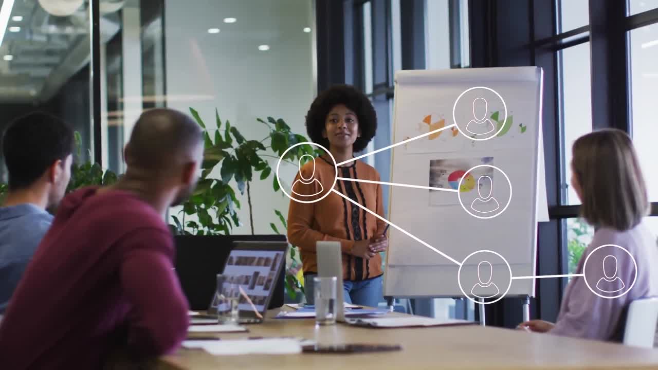 Animación de una red de conexiones con iconos sobre personas de negocios en una oficina
