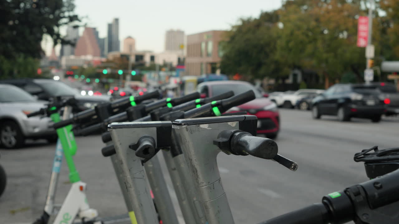 지속 가능한 도시 교통을 위한 효율적이고 친환경적인 전기 도시 스쿠터