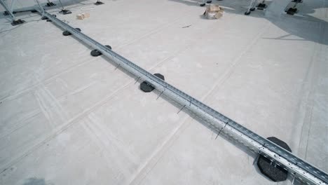 the cable is laid on the roof of the production premises.