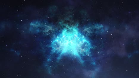 una nebulosa en movimiento y expansión en el universo