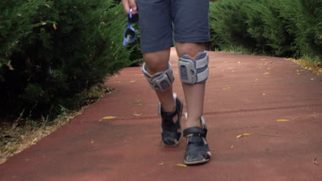 kid walking with foot drop system