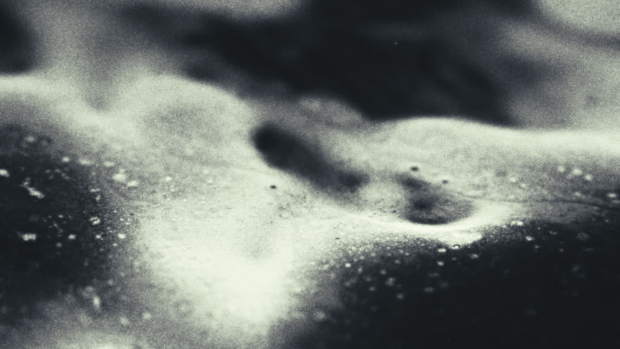 Old footage of weird science experiment - macro liquids