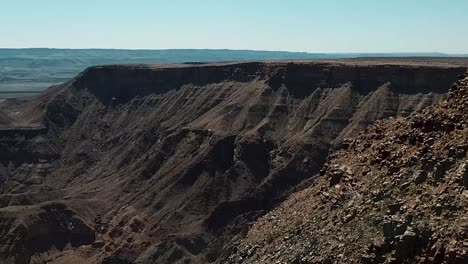 Fish-River-Canyon-In-Namibia,-Afrika-Luftdrohnenaufnahme